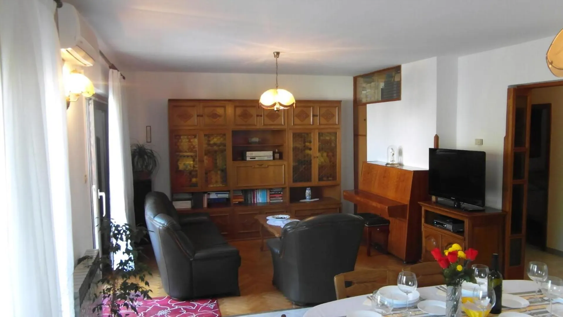 Wohnung Mit Grosser Terrasse Pjescana Uvala