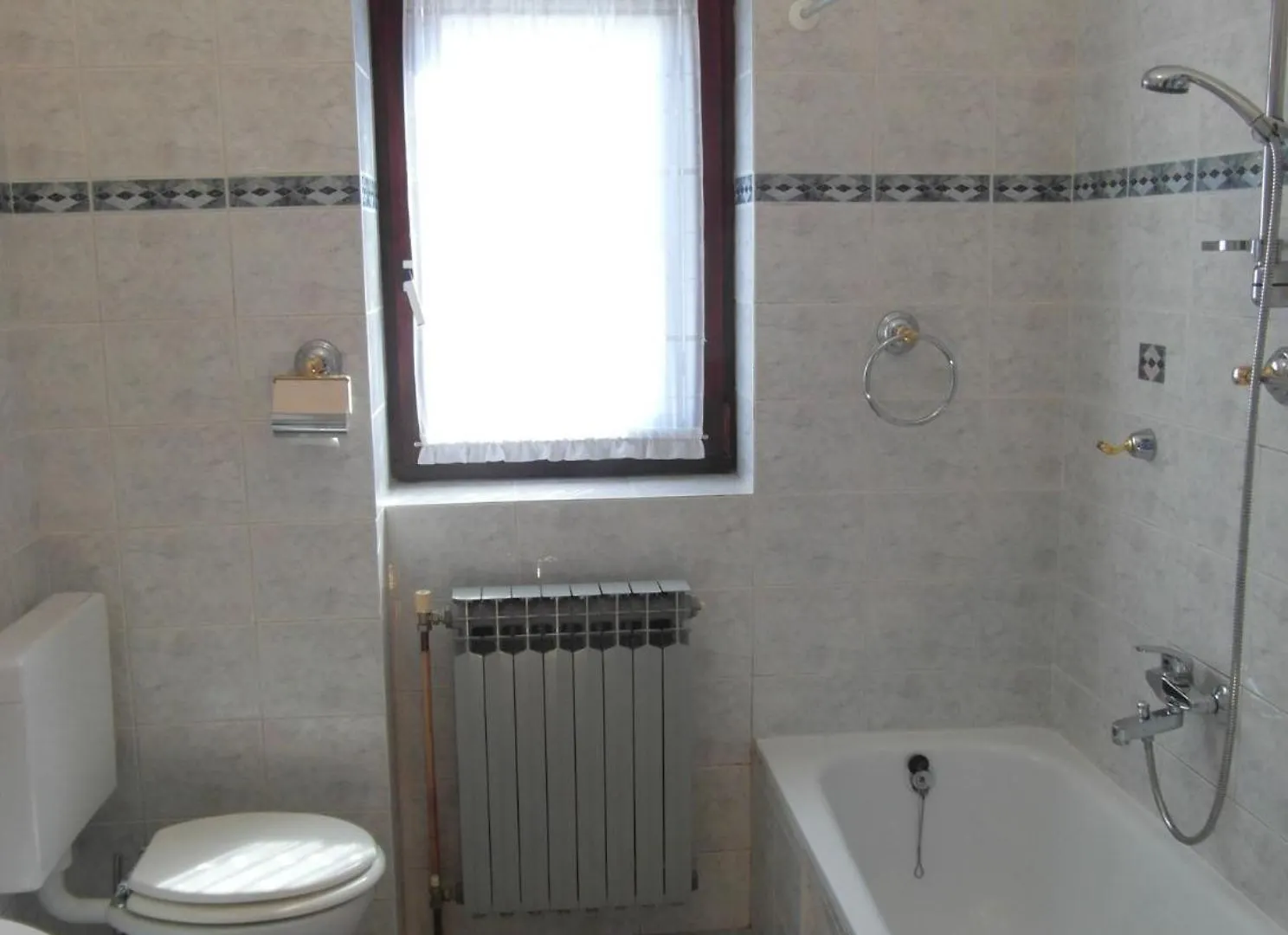 Wohnung Mit Grosser Terrasse Pjescana Uvala