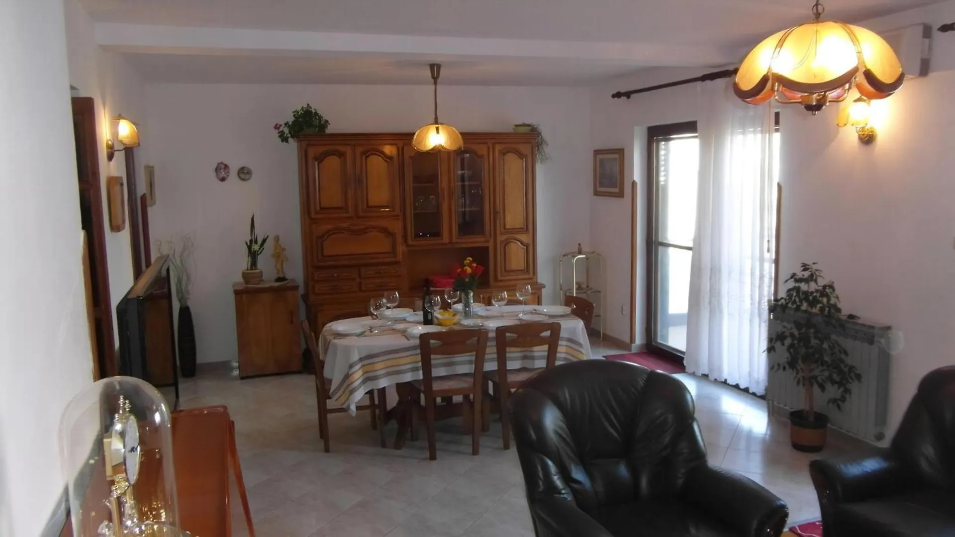 Wohnung Mit Grosser Terrasse Pjescana Uvala 0*,